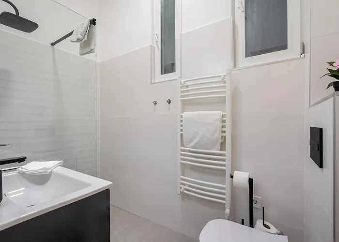 Stellar Dwell Apartment Budapest